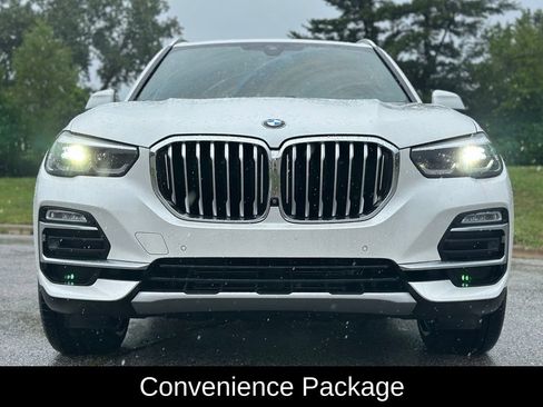 Used 2019 BMW X5 xDrive40i w/ Convenience Package AWD/4WD image 2
