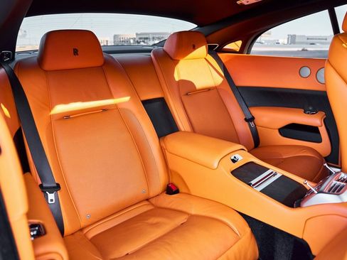 Used 2019 Rolls-Royce Wraith image 40