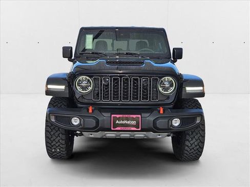 New 2025 Jeep Gladiator Mojave w/ Safety Group image 6