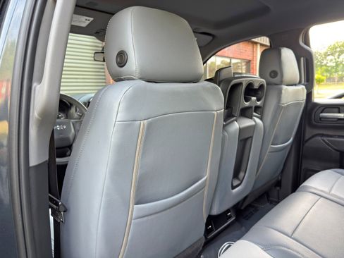 Used 2019 Chevrolet Silverado 1500 Custom Trail Boss w/ Custom Convenience Package AWD/4WD image 28