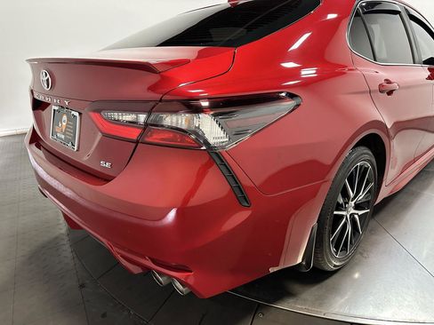 Used 2024 Toyota Camry SE FWD image 14