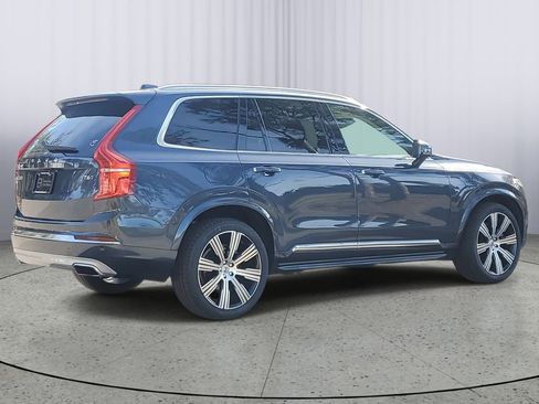 Used 2021 Volvo XC90 T6 Inscription w/ Protection Package Premier image 3