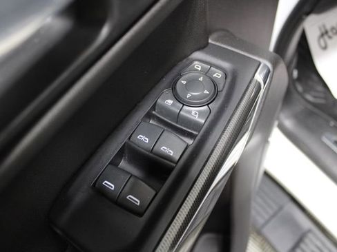 Used 2020 GMC Sierra 1500 AT4 w/ AT4 Premium Package AWD/4WD image 20