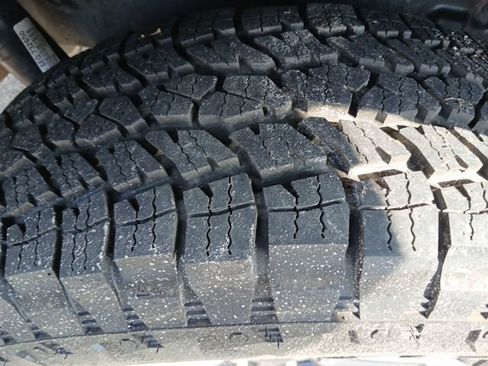 Used 2024 Jeep Wrangler Unlimited Sport AWD/4WD image 50