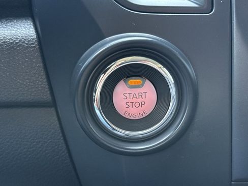 Used 2023 Nissan Titan SV image 20