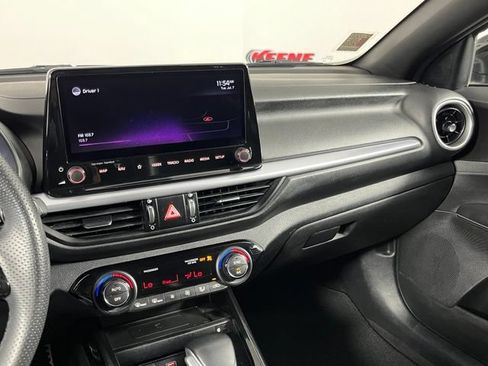 Used 2022 Kia Forte GT-Line w/ GT-Line Premium Package FWD image 21