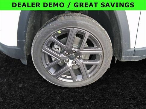 New 2026 Jeep Compass Limited image 31