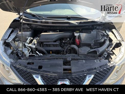 Used 2017 Nissan Rogue Sport SV w/ SV Premium Package AWD/4WD image 28