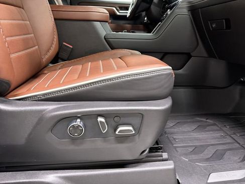 New 2026 GMC Sierra 3500 Denali Ultimate image 21