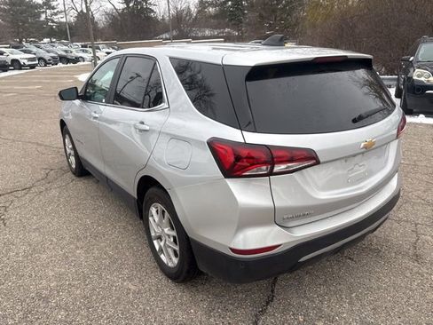 Used 2022 Chevrolet Equinox LT image 12