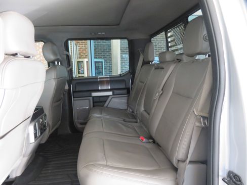 Used 2017 Ford F150 Lariat w/ Equipment Group 502A Luxury image 19