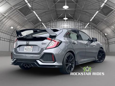 Used 2018 Honda Civic Sport Touring image 2