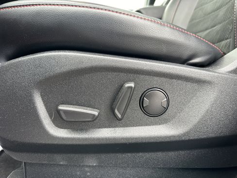 Certified 2024 Ford Edge ST-Line w/ Class II Trailer Tow Package image 16