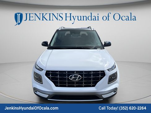 New 2026 Hyundai Venue SEL FWD image 10