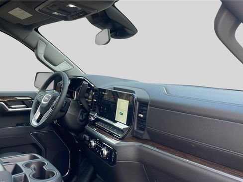New 2026 GMC Sierra 1500 SLE image 21
