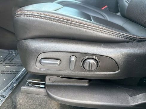 Used 2023 Chevrolet Traverse High Country w/ LPO, Floor Liner Package image 29