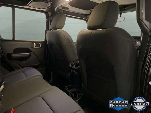 Used 2021 Jeep Wrangler Unlimited Sport image 19
