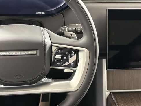 New 2026 Land Rover Range Rover Long Wheelbase SE image 13