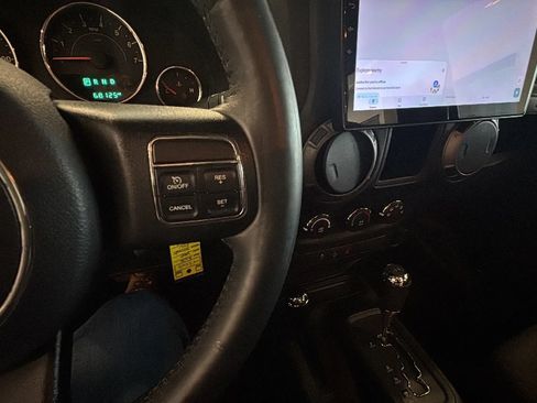 Used 2016 Jeep Wrangler Unlimited Sport w/ Connectivity Group AWD/4WD image 52