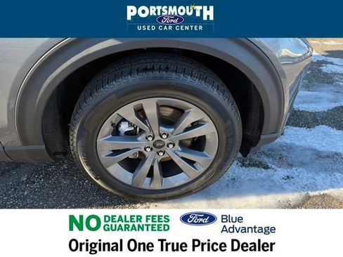 Used 2022 Ford Explorer XLT w/ Equipment Group 202A AWD/4WD image 41