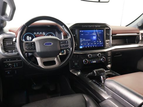 Used 2021 Ford F150 Lariat AWD/4WD image 2