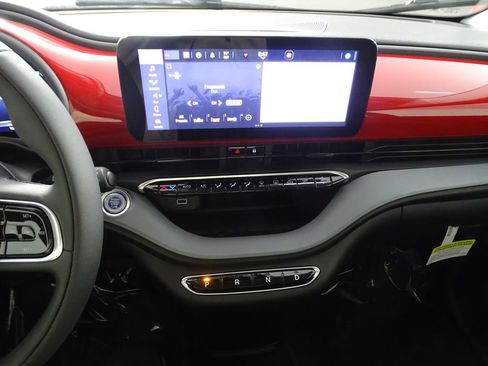 Used 2024 FIAT 500 e (RED) image 28
