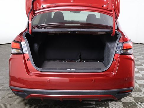 Used 2021 Nissan Versa SV image 12