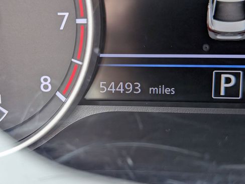 Used 2024 Nissan Sentra SV FWD image 13