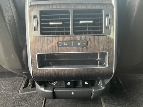 Used 2019 Land Rover Range Rover Sport HSE image 27