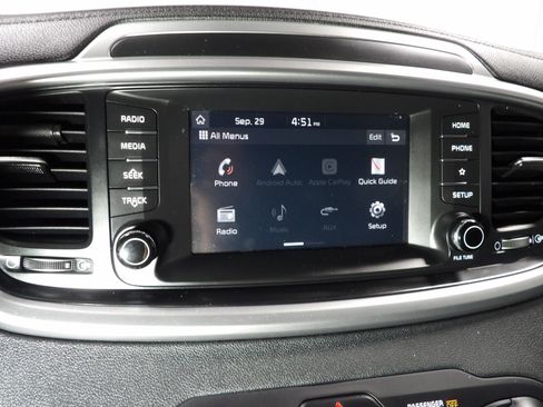 Used 2020 Kia Sorento AWD V6 image 21