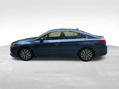 Used 2019 Subaru Legacy 2.5i Premium AWD/4WD image 2