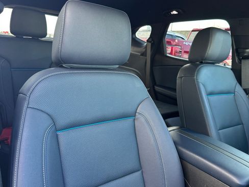 Used 2024 Chevrolet Blazer RS w/ Enhanced Convenience Package FWD image 17