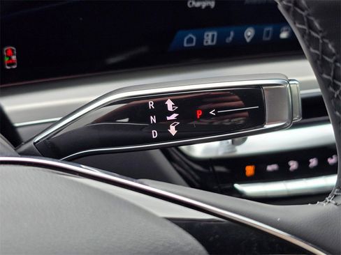 New 2026 Cadillac Lyriq Premium Sport image 28