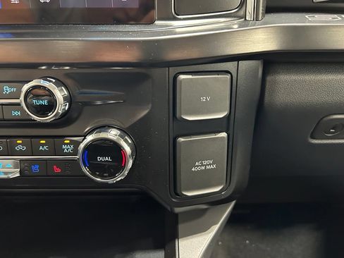 New 2026 Ford F250 Lariat w/ Black Appearance Package AWD/4WD image 26