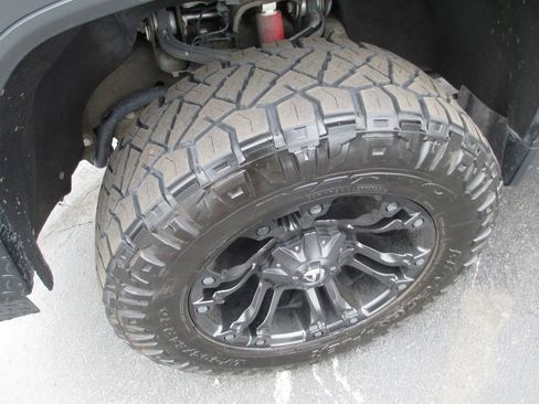 Used 2024 GMC Sierra 2500 Denali Ultimate w/ Max Trailering Package image 14