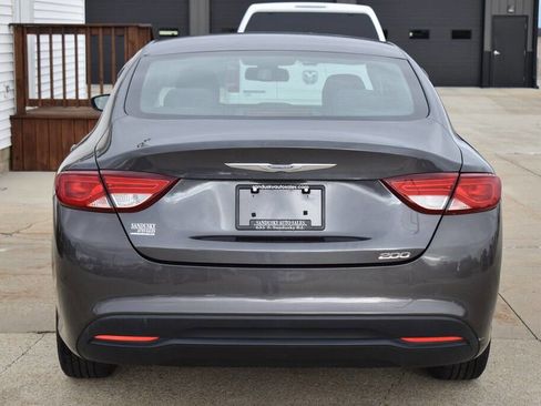 Used 2016 Chrysler 200 LX image 4