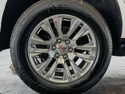 Used 2022 GMC Yukon Denali AWD/4WD image 31
