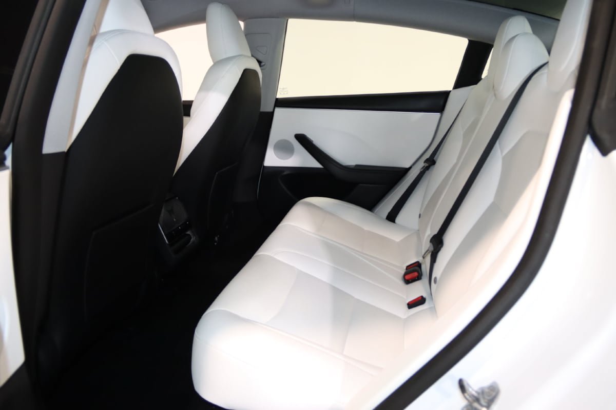 Used 2025 Tesla Model 3 Long Range RWD image 32