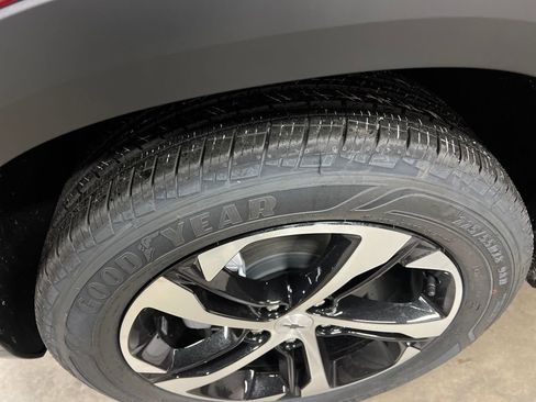 New 2026 Chevrolet Trax RS image 6