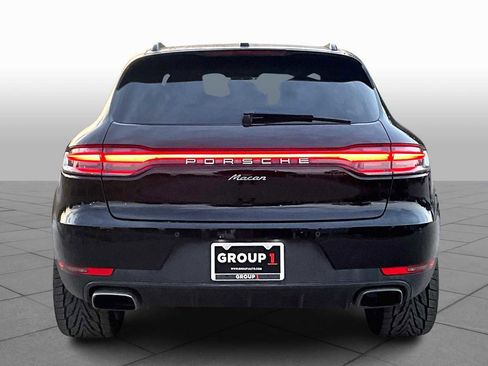 Used 2021 Porsche Macan image 10