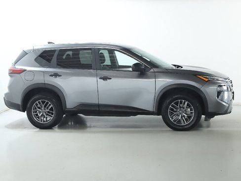 Used 2024 Nissan Rogue S AWD/4WD image 11