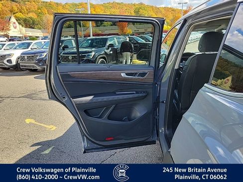 New 2026 Volkswagen Atlas SEL Premium R-Line image 48