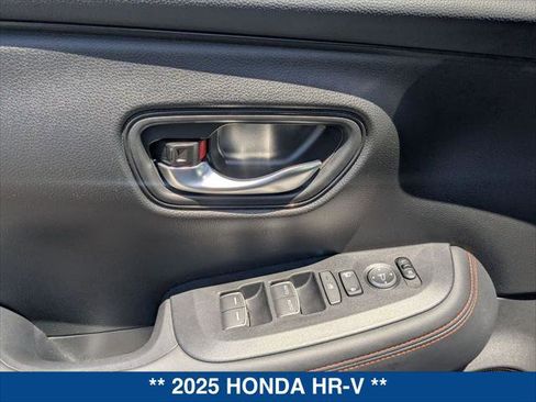 Used 2025 Honda HR-V Sport image 11