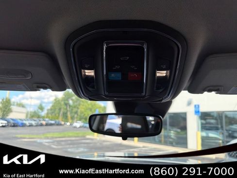 Used 2023 Jeep Grand Cherokee Limited AWD/4WD image 24