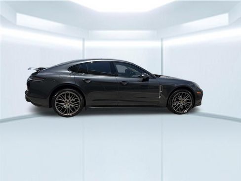 Used 2023 Porsche Panamera 4 Platinum Edition AWD/4WD image 7
