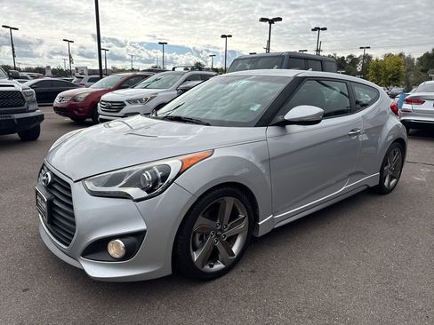 Used 2014 Hyundai Veloster Turbo image 2