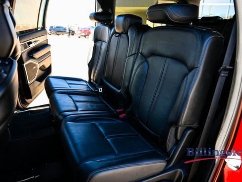 Used 2022 Jeep Wagoneer Series II image 11