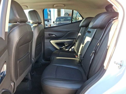 Used 2022 Buick Encore Preferred w/ Safety Package image 28