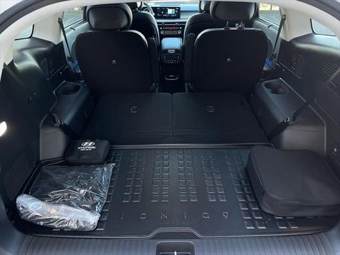 New 2026 Hyundai Ioniq 9 Limited image 39