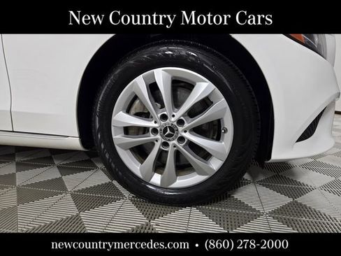 Used 2019 Mercedes-Benz C 300 4MATIC Sedan image 9